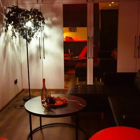 Red Luxury Puhkemaja Σπίτι διακοπών Kooli