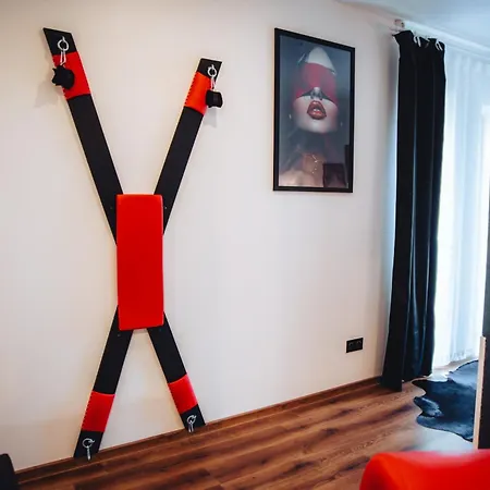 Red Luxury Puhkemaja * Kooli