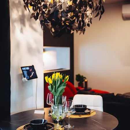 Red Luxury Puhkemaja Loma-asunnot Kooli