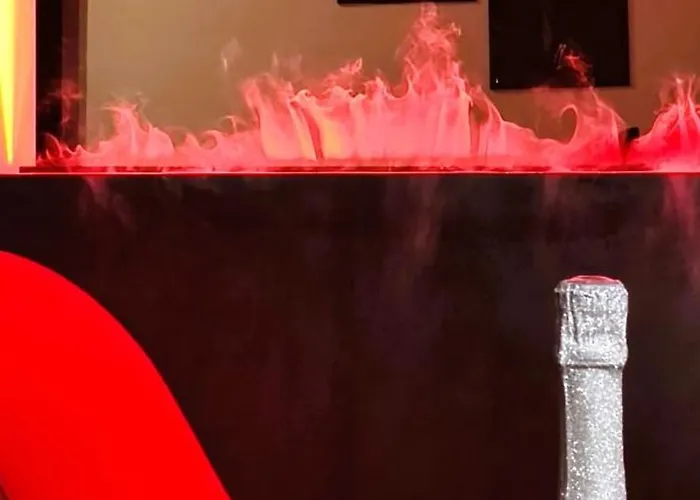 Red Luxury Puhkemaja Holiday home *