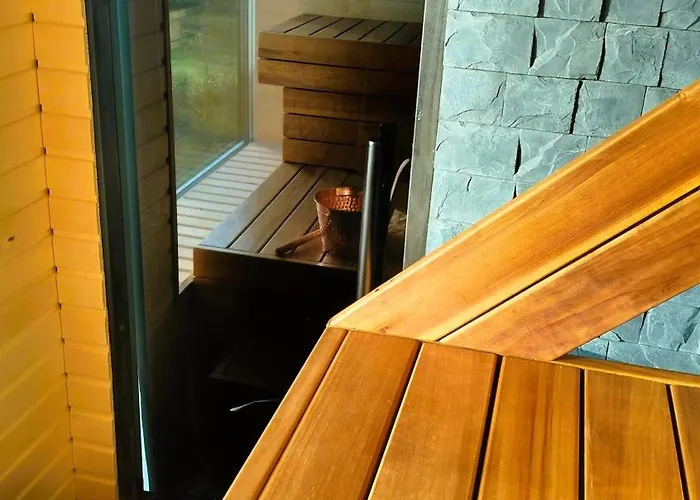 Holiday home Red Luxury Puhkemaja